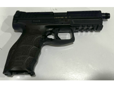 Heckler & Koch SFP9-SF SD &mdash; 9 mm Luger | z&aacute;vitov&aacute; hlaveň | předv&aacute;děc&iacute; kus se z&aacute;rukou 2 roky